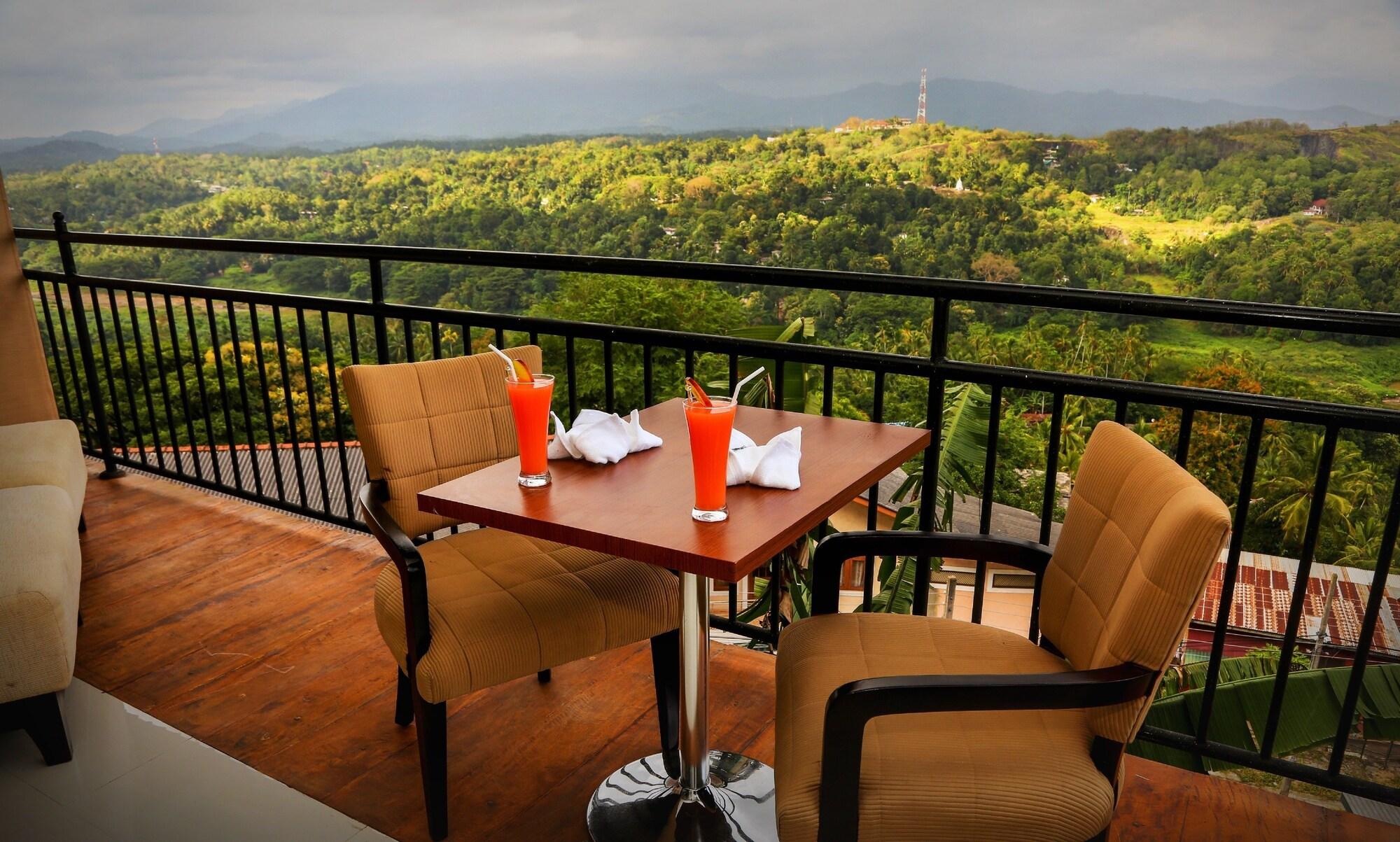 Romance Hills Hotel Kandy Eksteriør bilde