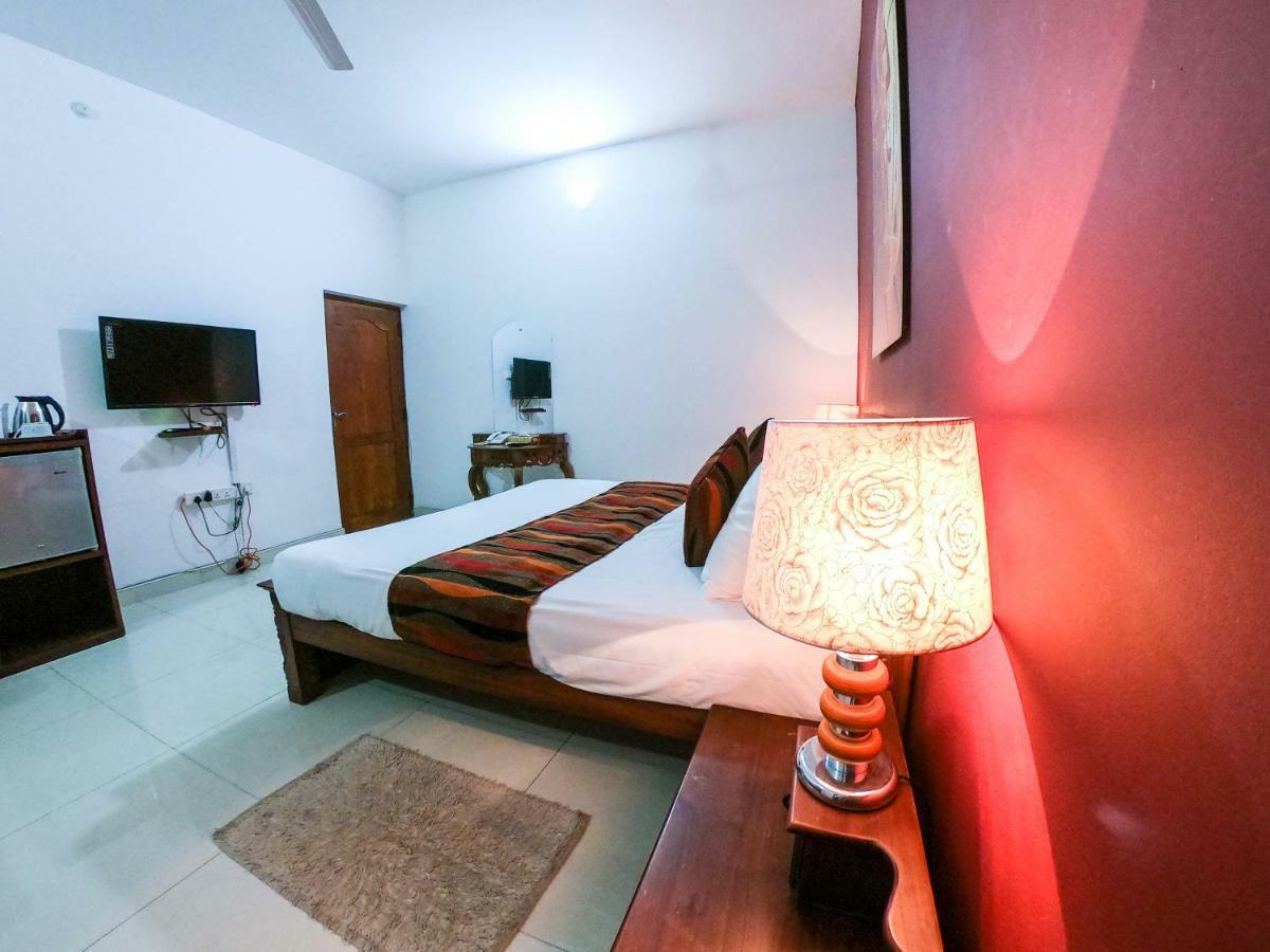 Romance Hills Hotel Kandy Eksteriør bilde